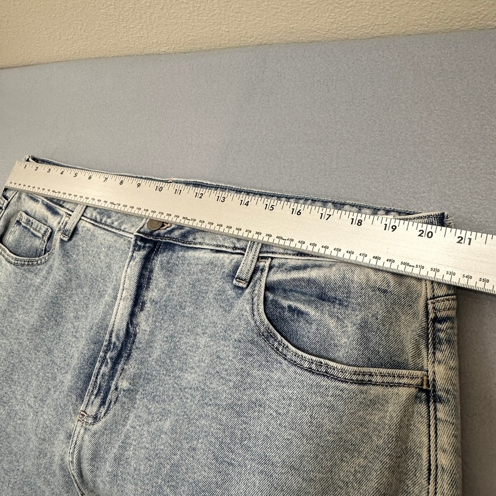 Hollister Curvy Ultra High-Rise Straight Jeans Juniors Womens 21R Blue NWT - Picture 6 of 10